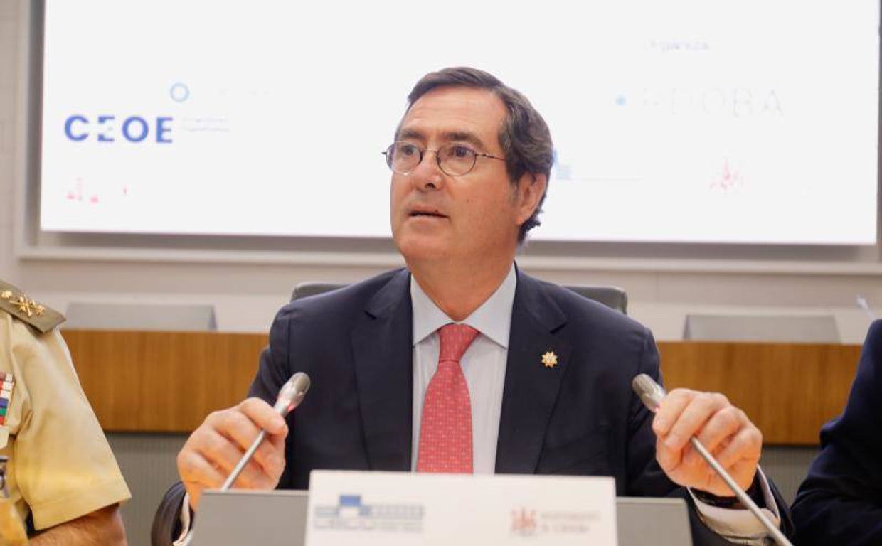 El presidente de la CEOE, Antonio Garamendi