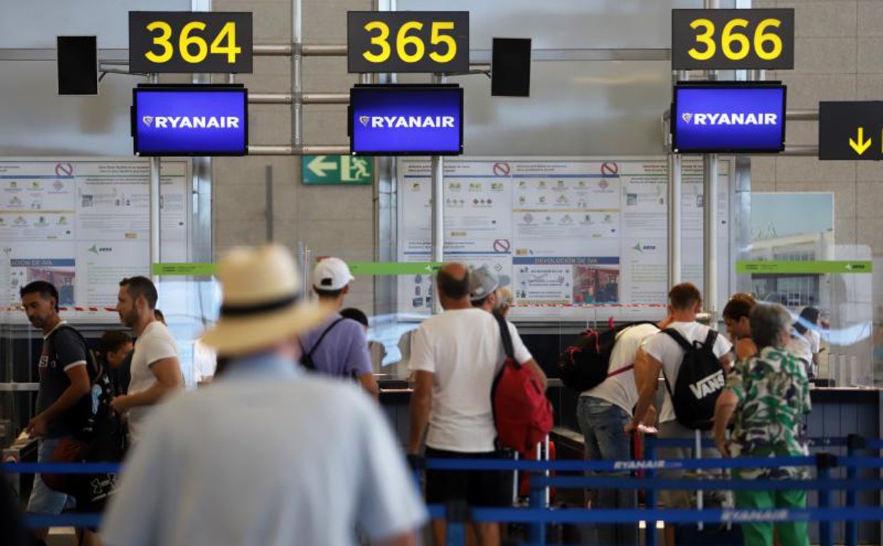 Las huelgas de los tripulantes de cabina de Ryanair continúan sin visos de resolverse