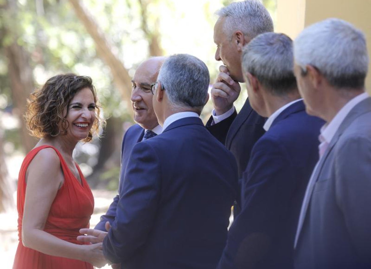 Hacienda amplía la estructura de gestión de los fondos UE ante el caos del sistema de control de las inversiones