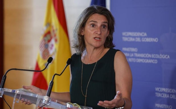 Ribera afirma que «en ocho meses» podría estar operativo el gasoducto en Cataluña para llevar gas a Europa