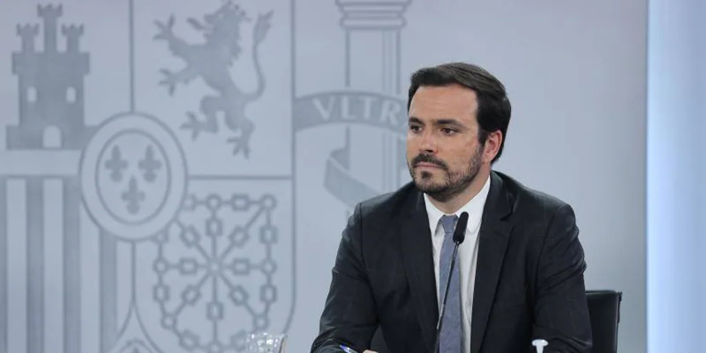 Garzón recognizes a "difficult" autumn due to the mobilizations to demand the rise of the SMI