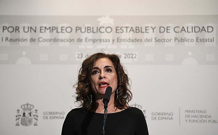 Los funcionarios con sueldos de 60.000 euros al año crecen un 21,5%