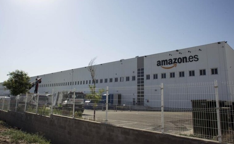 Amazon interpone su primera denuncia en España contra una web de compraventa de reseñas