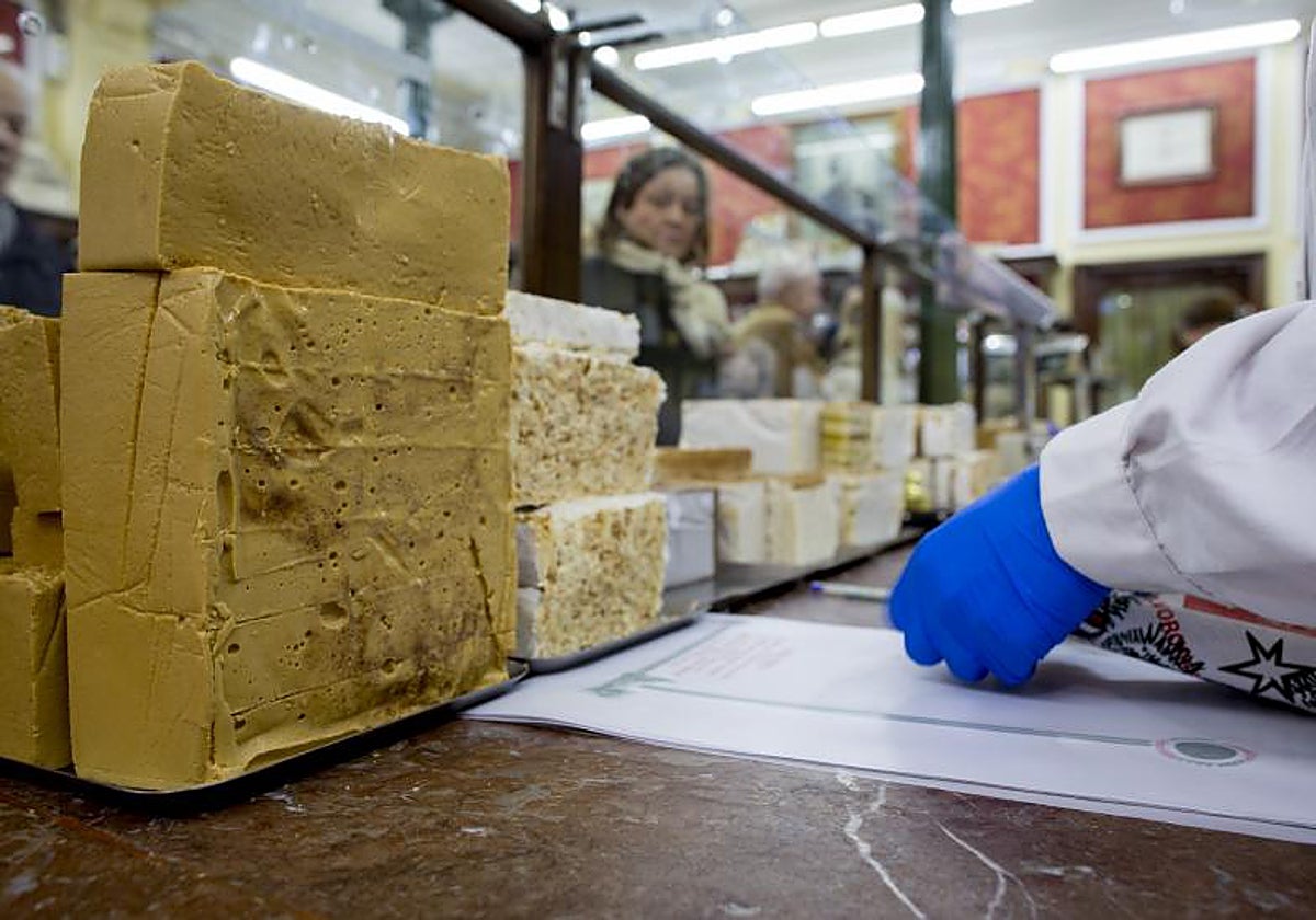 El sector del turrón estrecha márgenes por la inflación