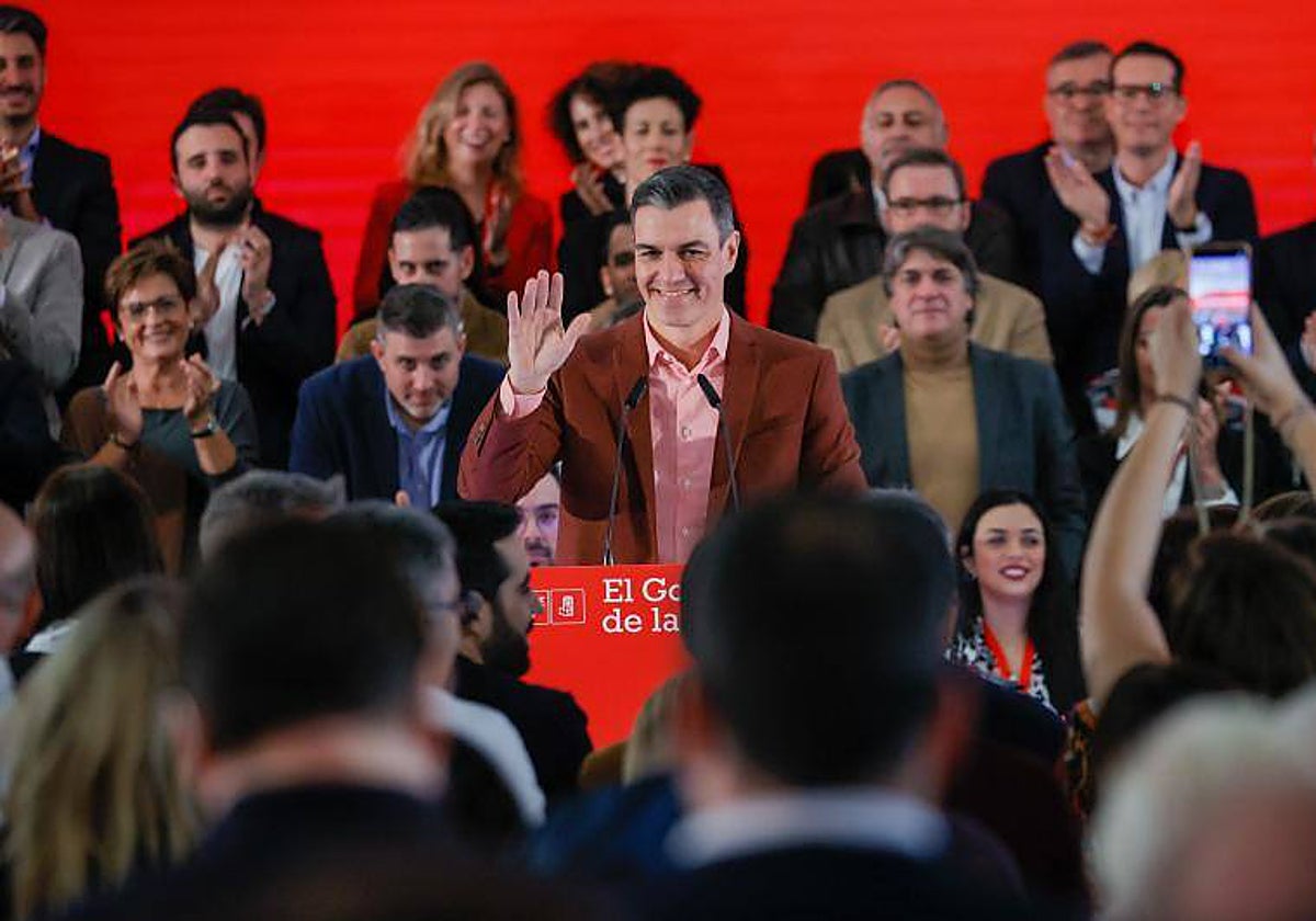 Del asalto a las instituciones a la normalización empresarial