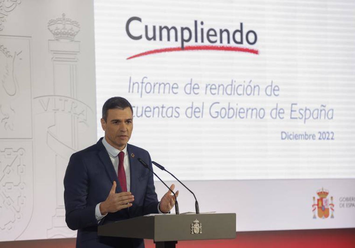 El Gobierno dará cheques de 200 euros a las familias y eliminará el IVA para los alimentos de primera necesidad