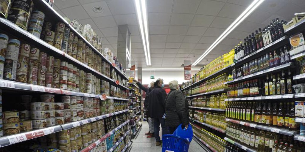 Los precios rompen con la moderación de los últimos meses y suben hasta el 5,8% a pesar de la rebaja del IVA