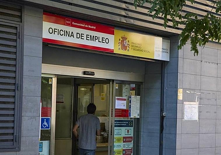 Qué parados cobrarán desde este mes cien euros más de media y por qué