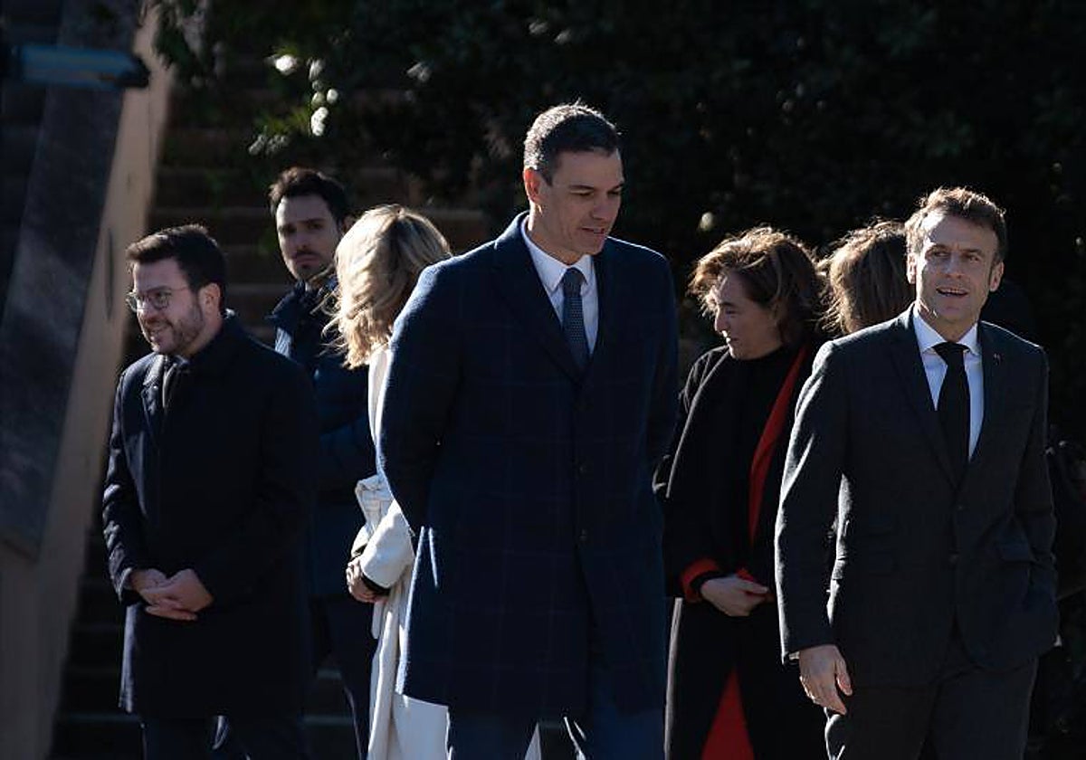 Macron gana a Sánchez: H2Med trasportará hidrógeno salido de las nucleares francesas