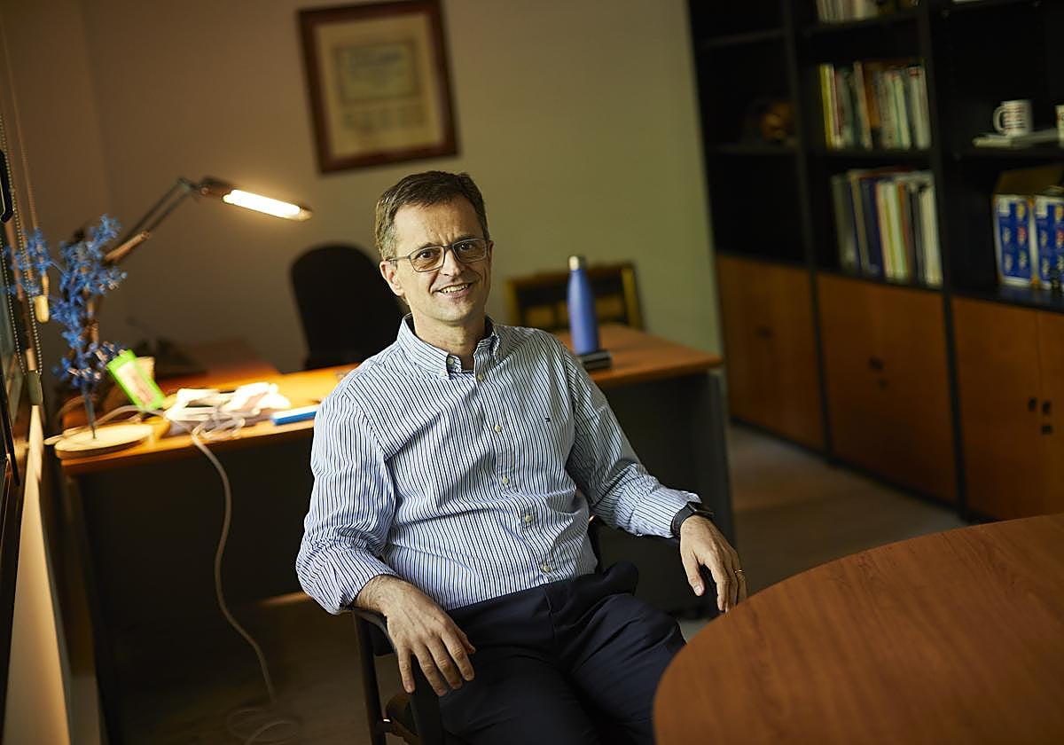 El economista Antonio Cabrales posa para ABC