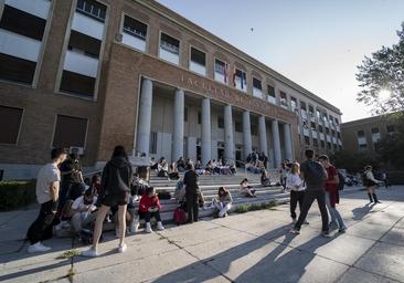 Un estudio desvela las carreras universitarias con más arrepentidos: hay una que sobresale