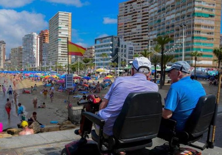 Las personas que pueden viajar con el Imserso sin ser pensionistas o jubilados: requisitos