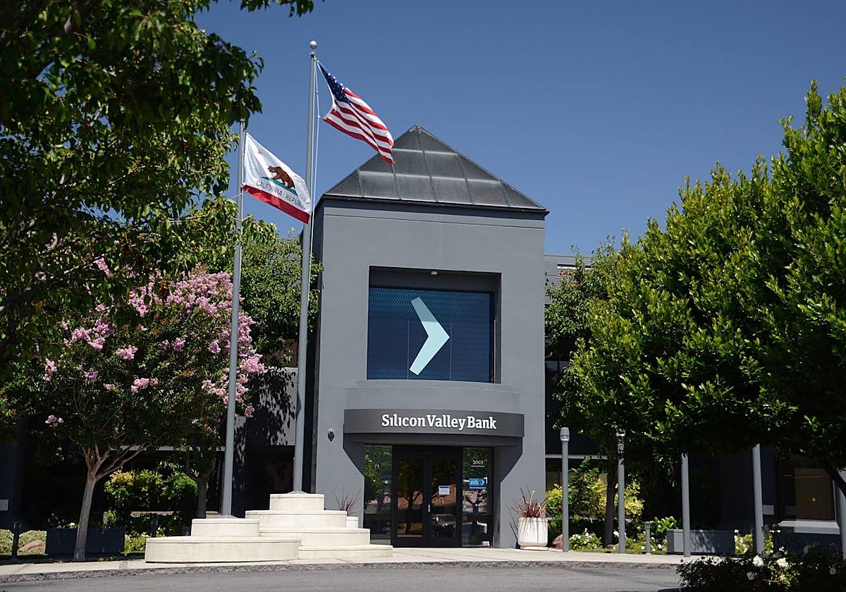 El banco Silicon Valley Bank, en Estados Unidos, es una entidad que financia principalmente al sector tecnológico