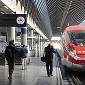 El precio del AVE de Renfe a Barcelona y Valencia duplica ya al de Ouigo e Iryo: hasta 41 euros de diferencia