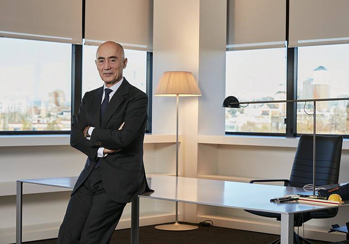 El presidente de Ferrovial, Rafael del Pino // Vídeo: Garamendi sobre el posible traslado: «Es una decisión de sus accionistas y no hay más que hablar» (Atlas)