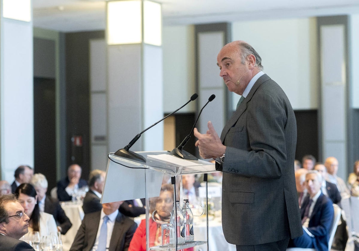 Luis de Guindos, vicepresidente del BCE, en el almuerzo organizado por la APD, en colaboración con Ibercaja