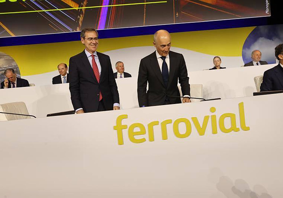 El consejero delegado de Ferrovial, Ignacio Madridejos, y el presidente de Ferrovial, Rafael del Pino