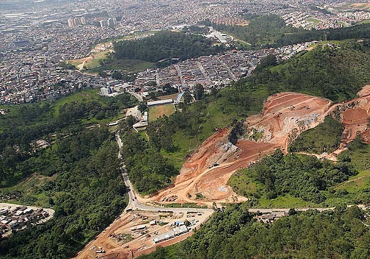 Copasa construye una carretera en Sao Paulo