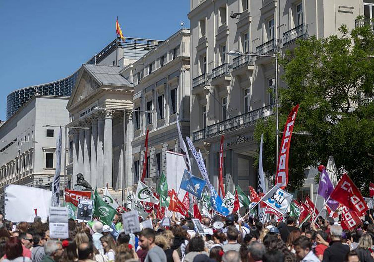 Jueces y fiscales durante una manifestación, a 9 de mayo de 2023, en Madrid (España)