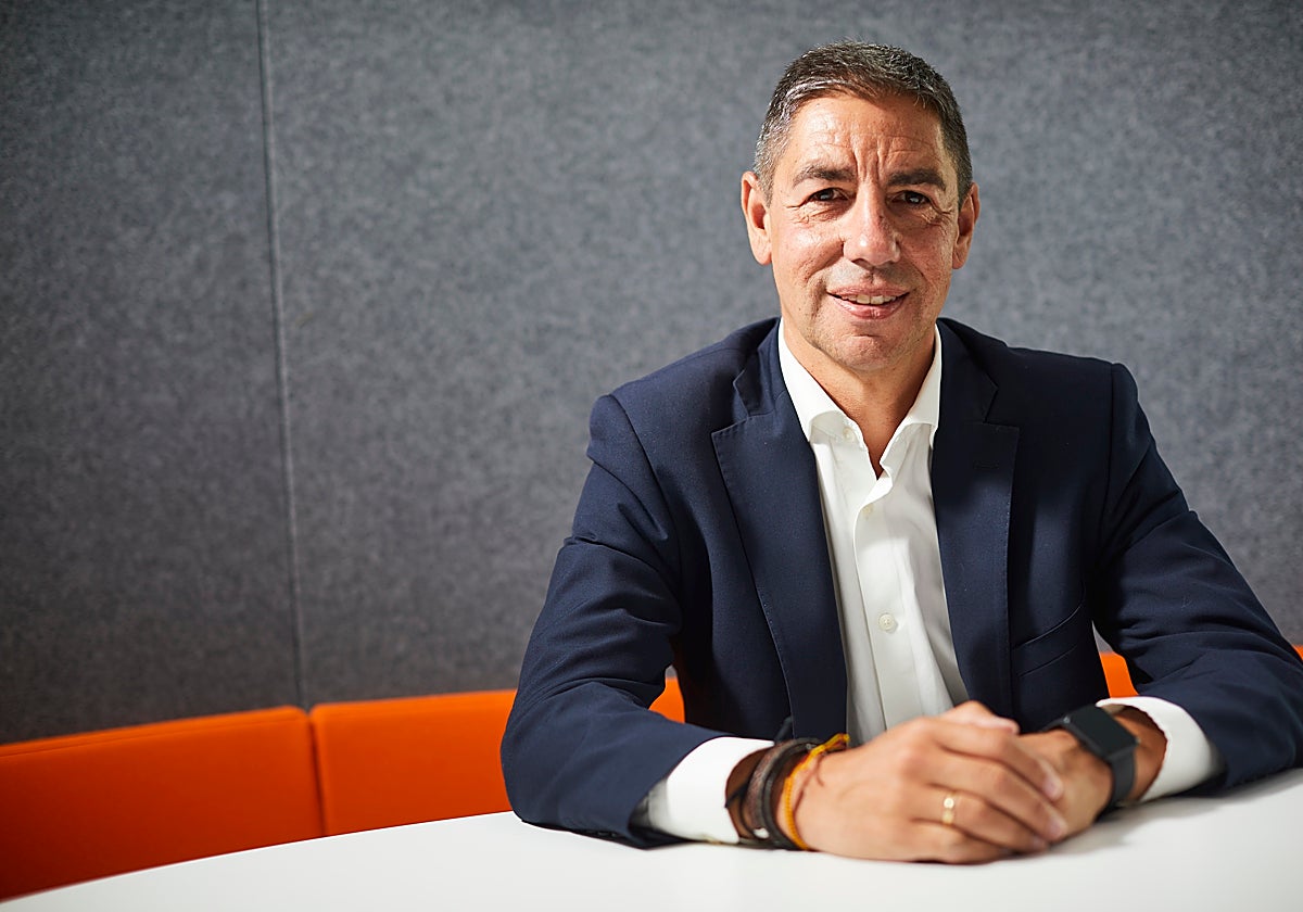 Juan Emilio Maíllo antes de la entrevista con ABC