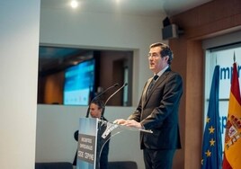 CEOE lleva a Bruselas su pelea contra el exceso de regulación sobre las empresas para frenar la pérdida de competitividad