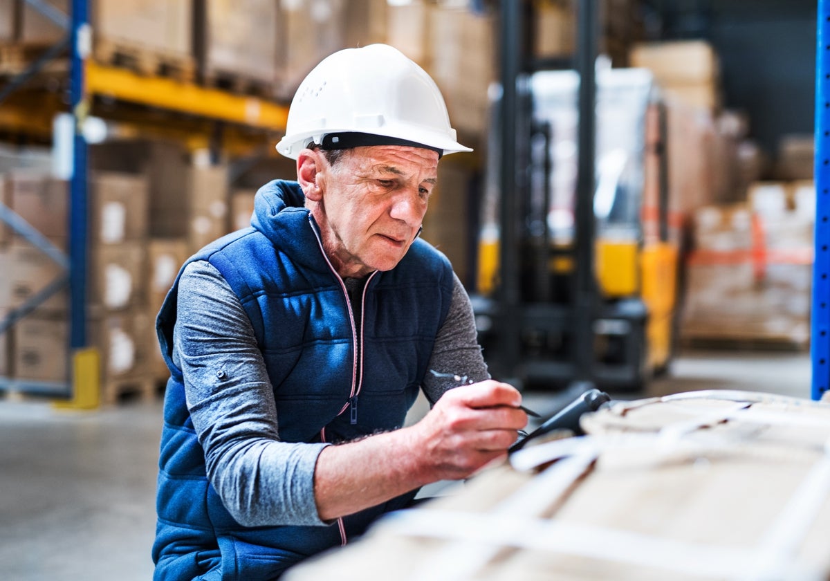 Los expertos ven necesario acabar con el edadismo en las empresas y conservar el talento senior en los centros de trabajo