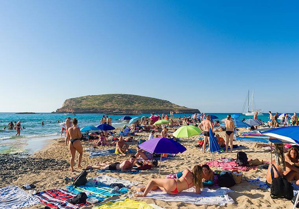 El 23J sienta mal en el turismo, pero el sector confía en que el voto por correo evite cancelaciones