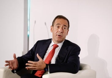 Gortázar (Caixabank) anticipa una próxima, pero no automática, remuneración de los depósitos