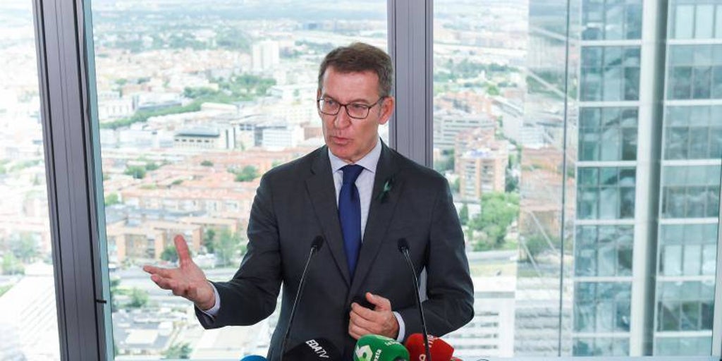 El PP se compromete a bajar la retención de IRPF al 80% de los empleados y al 90% de los pensionistas es mismo año