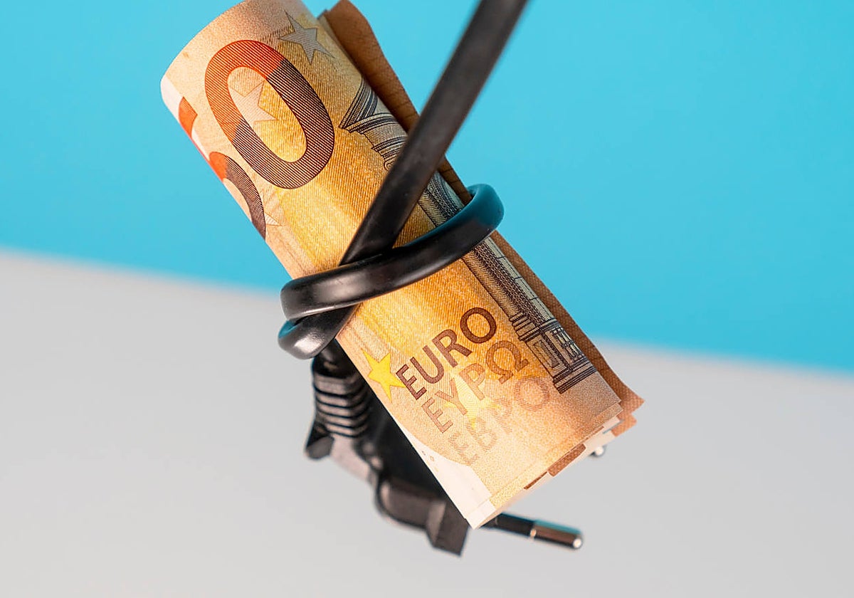 Otra manera de bajar el recibo de la luz sin tener que intervenir el mercado