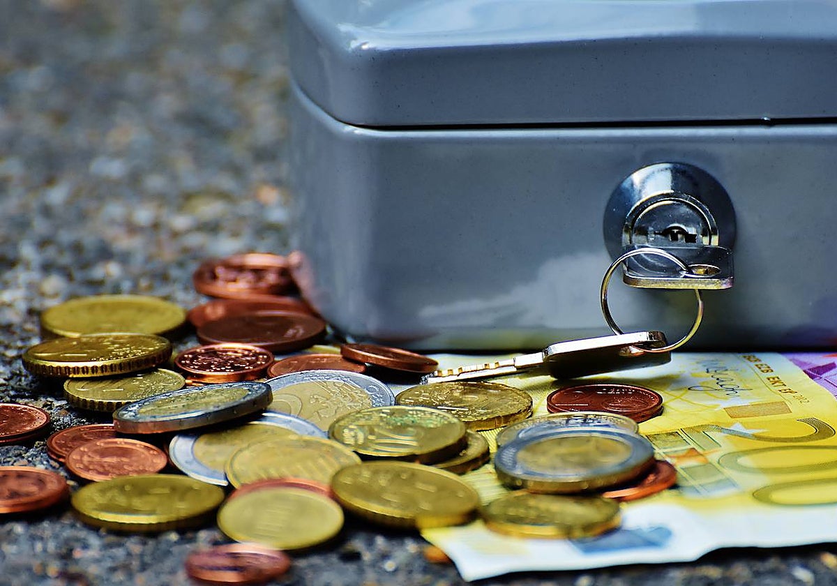 En verano, los gastos 'hormiga' y 'vampiro' se disparan en un 120% en la economía familiar