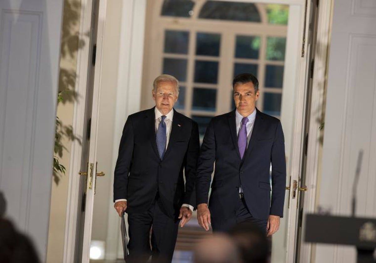 El presidente de EE.UU., Joe Biden, y el presidente Sánchez, en el Palacio de La Moncloa