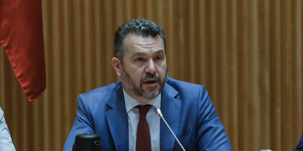 La CNMV prohíbe la publicidad y restringe la operativa de derivados financieros para inversores de a pie