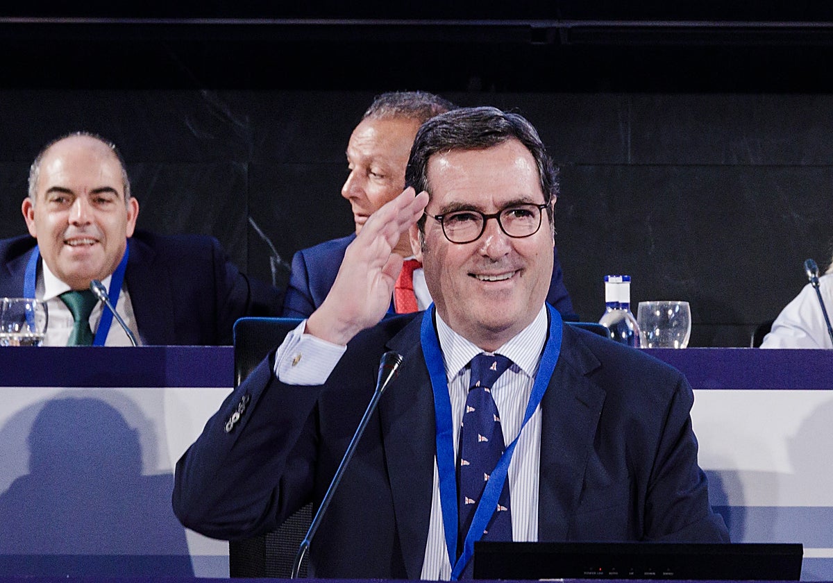 El presidente de la CEOE, Antonio Garamendi, durante la celebración de la Asamblea General 2023