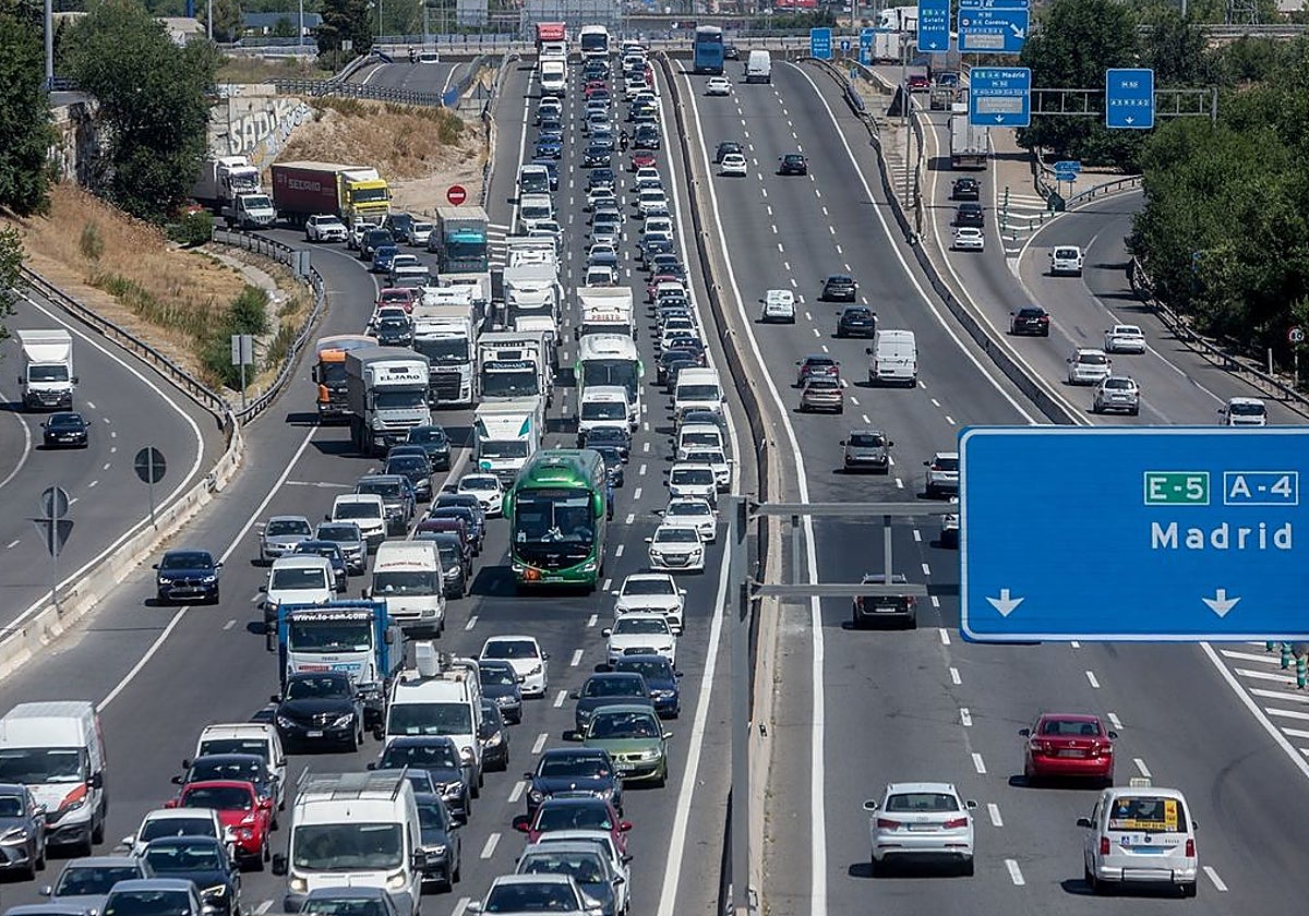 Imagen de archivo de una operación salida de la capital