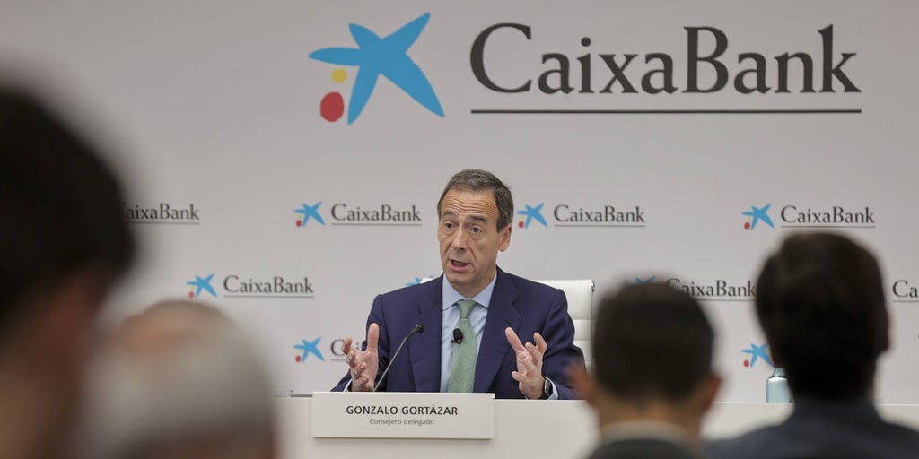 Caixabank registró un beneficio de 2.137 millones en el primer semestre, un 35,8% más por la mejora de los márgenes