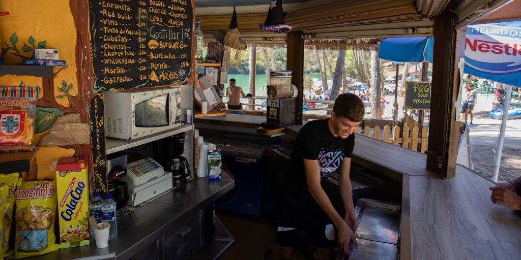 España crea 21.945 empleos y reduce el paro en 10.968 personas en julio entre síntomas de enfriamiento laboral España crea 21.945 empleos y reduce el paro en 10.968 personas en julio entre síntomas de enfriamiento laboral