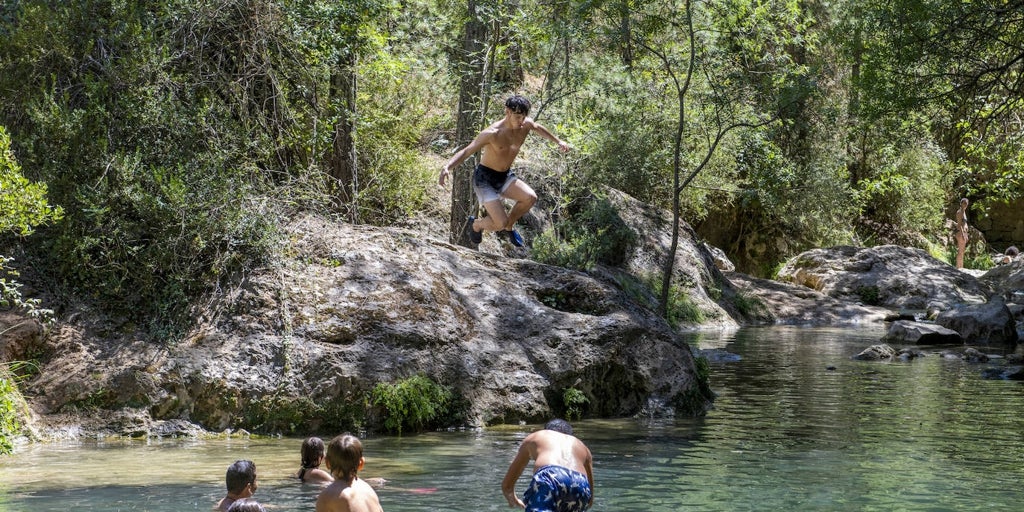 Las estancias extrahoteleras caen por segundo mes consecutivo