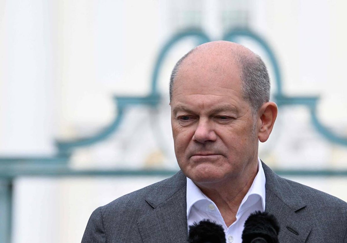 El canciller alemán Olaf Scholz tras una rueda de prensa