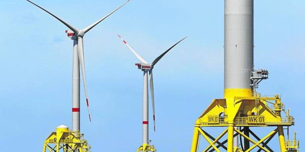 España comienza a explorar el nuevo caladero de la energía azul