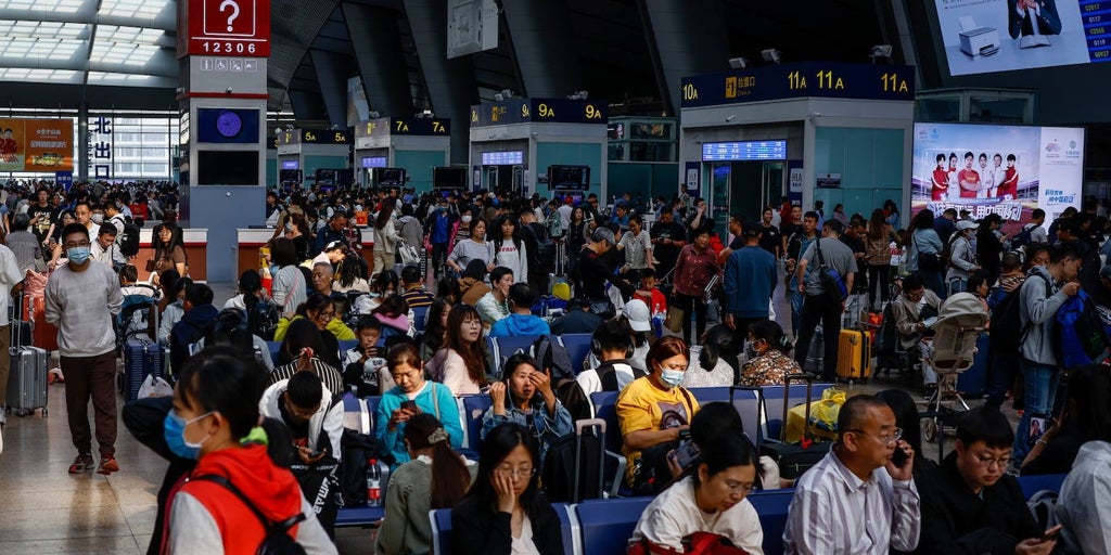 El macropuente de la Semana Dorada de China alivia a su renqueante economía El macropuente de la Semana Dorada de China alivia a su renqueante economía