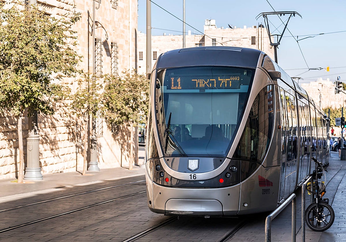 Dos empresas españolas construyen líneas de metro ligero en el país israelí