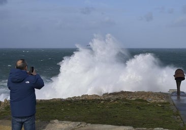 El viento lleva el precio de la electricidad del sábado al nivel más bajo en tres años