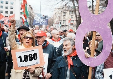 Los funcionarios avisan de que la transferencia al País Vasco de la Seguridad Social romperá la caja única de las pensiones