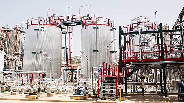 La planta de reciclaje químico de espuma de poliuretano de Repsol en su complejo industrial de Puertollano (Ciudad Real)