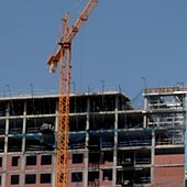 Los impuestos inflan en un 26% el precio final de los pisos