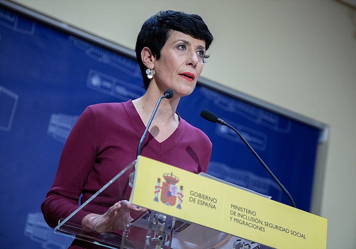 La ministra de Inclusión, Seguridad Social y Migraciones, Elma Saiz