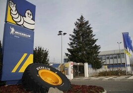 Michelin extiende al 20 y 21 de enero los paros de producción en sus plantas de España por el conflicto del mar Rojo