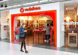 La subida de precios de Movistar y Vodafone costará 33 euros más al año a los consumidores