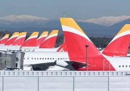 Iberia propone la salida de más de 1.700 empleados para poder mantener el negocio del 'handling'